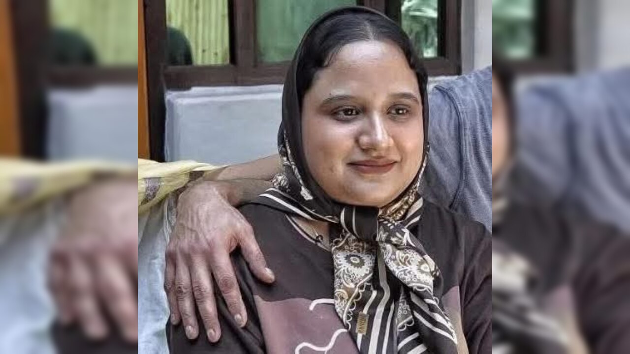 Saba Rasool Saba Rasool : ईरान में दम तोड़ने वाली कश्मीरी छात्रा सबा रसूल का ...