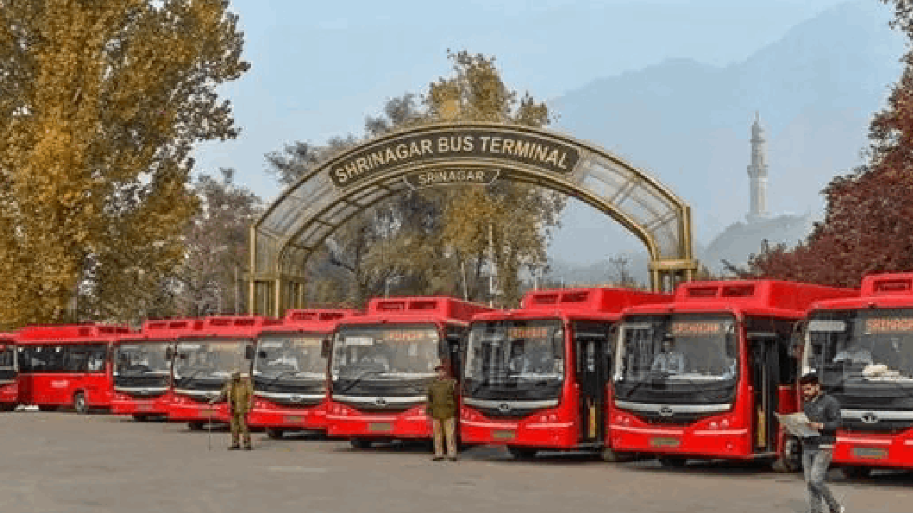 जम्मू-कश्मीर को मिलीं 200 नई इलेक्ट्रिक बसें, जानें क्या है सरकार का ...