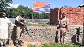 सोपोर में नशा तस्करों पर पुलिस का बड़ा एक्शन, ड्रग्स की कमाई से खड़े किए साम्राज्य पर लगाया ताला, 66 लाख की संपत्ति जब्त...