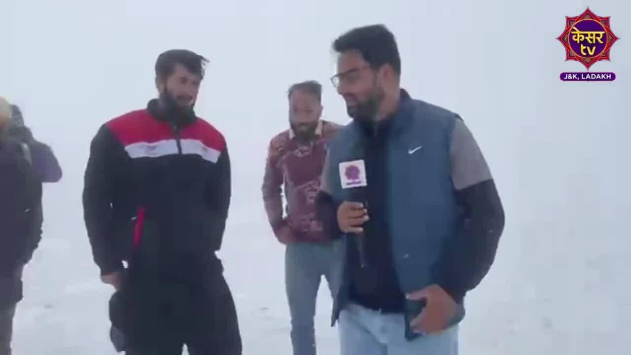 Fresh Snowfall : पीर की गली में भारी बर्फबारी के चलते मुगर रोड बंद !