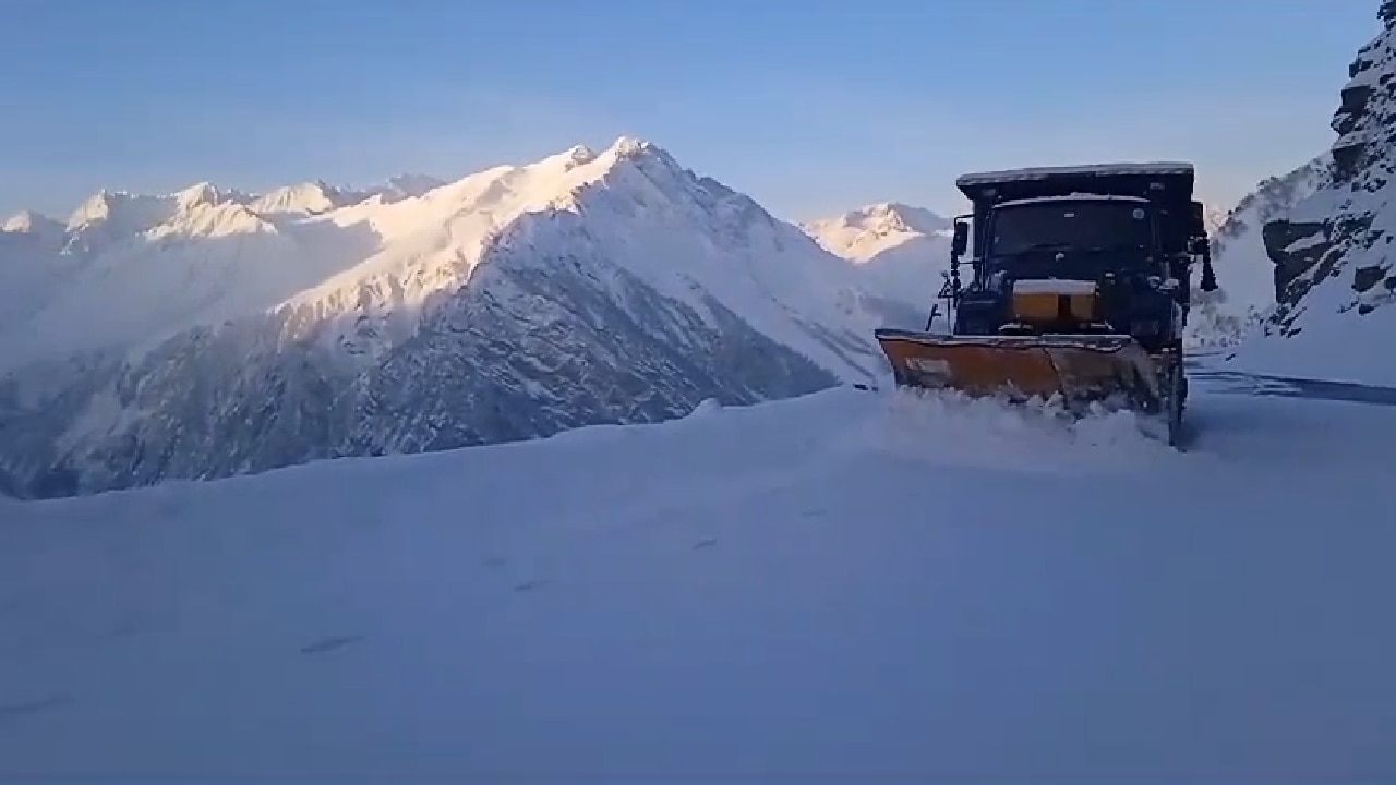 BRO snow clearance operation