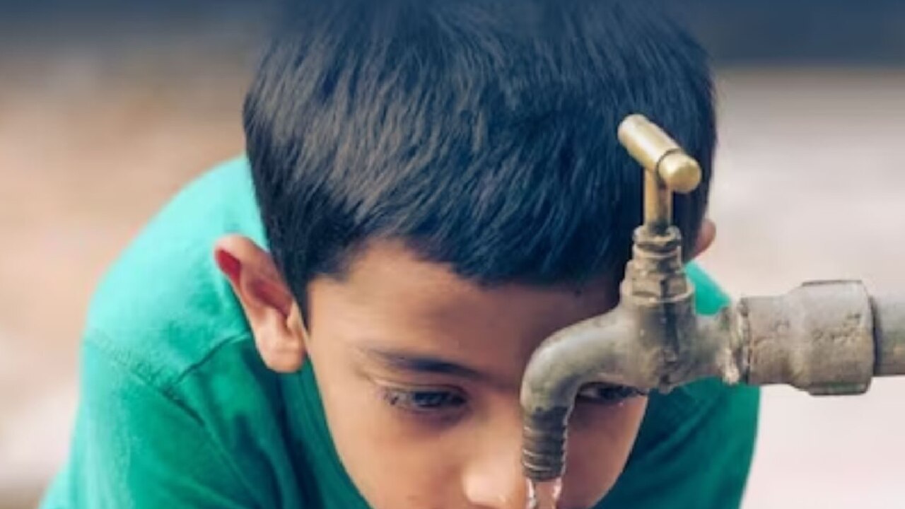 Contaminated Water : कुपवाड़ा में गंदे पानी से फैली बीमारी, कई लोग बीमार!