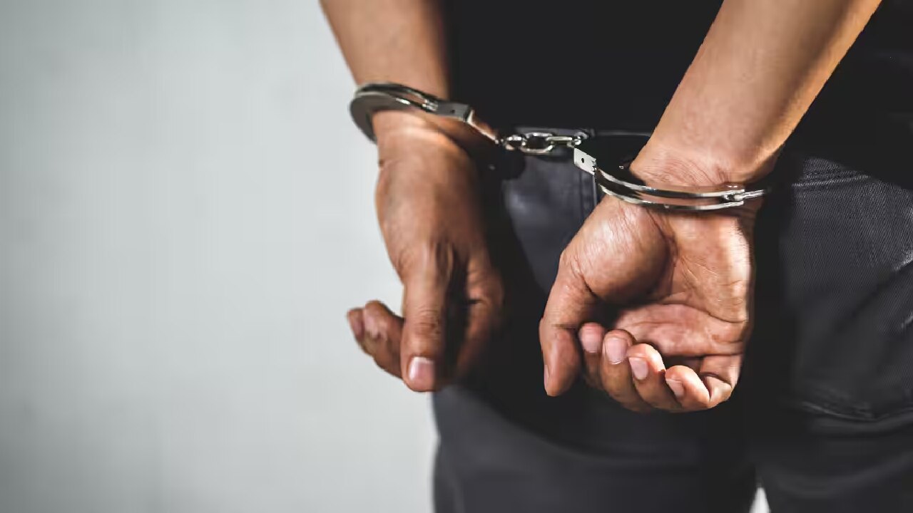 दिल्ली से घाटी तक फैला था लश्कर का नेटवर्क, काउंटर इंटेलिजेंस की छापेमारी में बड़ा खुलासा!