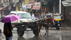 जम्मू-कश्मीर में मौसम का कहर: भारी बारिश अलर्ट, बाढ़-भूस्खलन का बढ़ा खतरा!