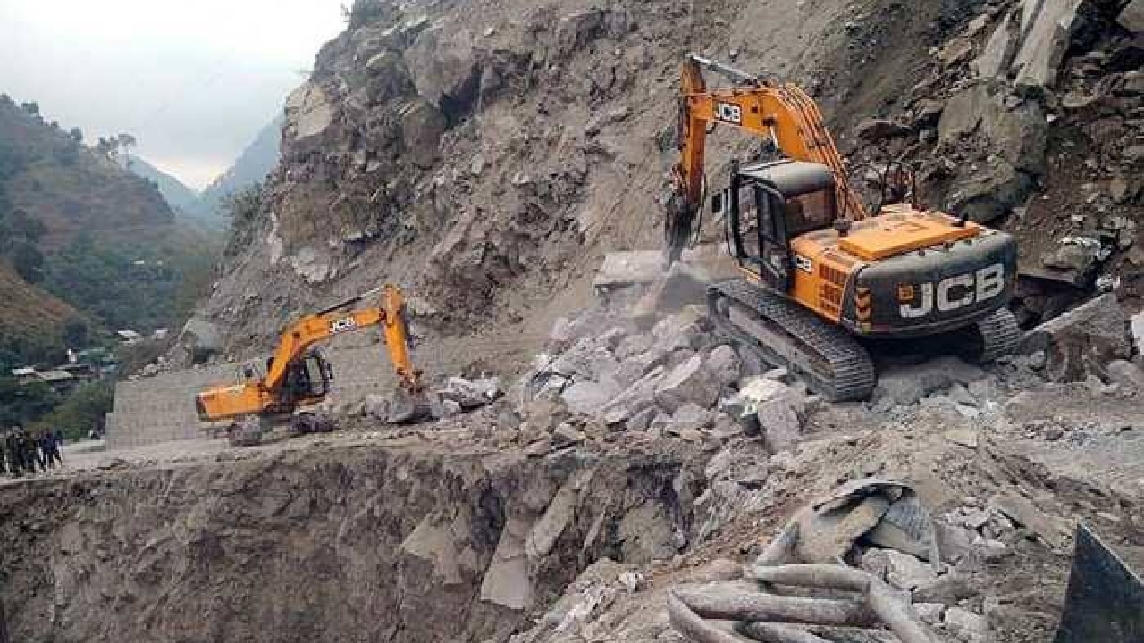 सरकार ने मरम्मत कार्य को दी प्राथमिकता 
