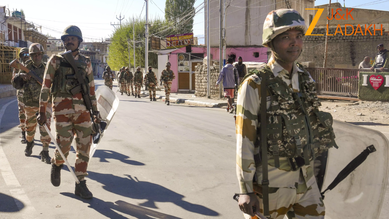 Leh Curfew : लेह में पांचवे दिन भी कर्फ्यू; सोनम वांगचुक NSA के तहत गिरफ्तार, कांग्रेस पार्षदों ने किया आत्मसमर्पण