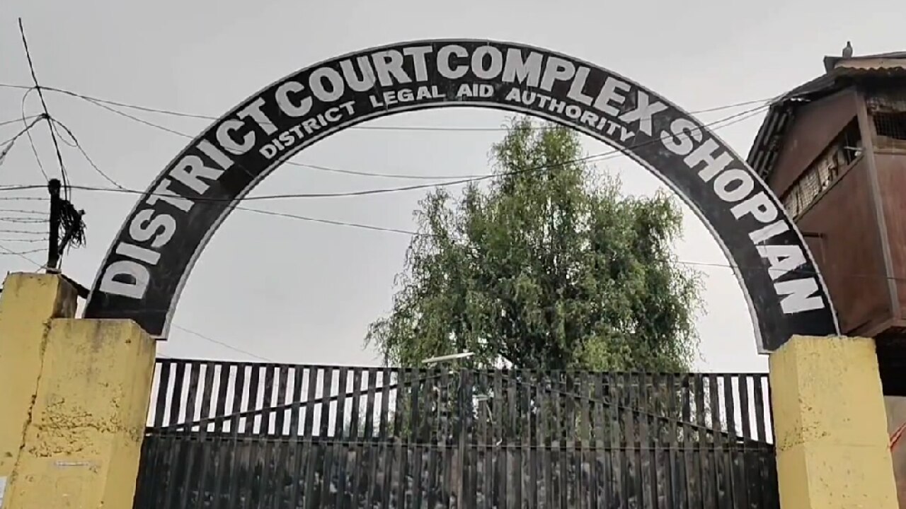 शोपियां कोर्ट ने नाबालिग लड़की से दरिंदगी करने वाले आरोपियों को सुनाई सजा,  POCSO Act के तहत चल रहा था मामला...