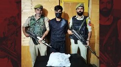 अनंतनाग में Nasha Mukt J&K अभियान को बड़ी कामयाबी, अलग-अलग ऑपरेशन में 2 नशा तस्कर दबोचे; भारी मात्रा में ड्रग्स बरामद
