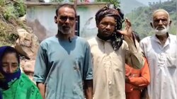 LoC से सटे पुंछ के गांव में तेंदुए का तांडव, पशुशाला में दर्जनों भेड़ों पर किया हमला, ग्रामीणों में दहशत...