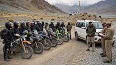 लद्दाख घूमने वाले सावधान! ऑफ-रोडिंग का शौक पड़ेगा भारी, 12 बाइकर्स और SUV मालिक पर लगा तगड़ा जुर्माना, LG ने दी सख्त चेतावनी...
