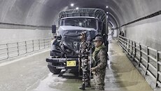 जम्मू-श्रीनगर हाईवे पर बड़ा हादसा, आपस में टकराईं SSB काफिले की 3 गाड़ियां! 3 जवान घायल...