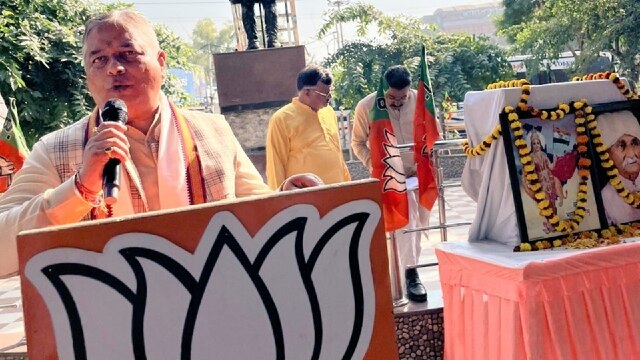 Sat Sharma : भाजपा प्रदेश अध्यक्ष बनने के बाद जम्मू पहुंचे सत शर्मा...
