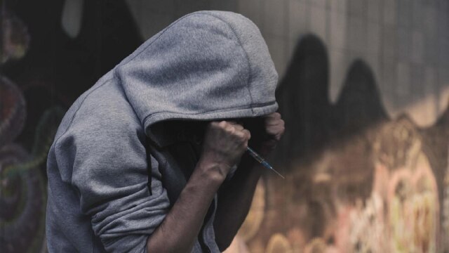 Drug Addiction in J&K : जम्मू-कश्मीर में बीते 20 सालों के दौरान नशे के ग्राफ़ में सबसे ज्यादा इज़ाफ़ा !