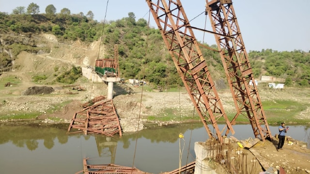 Bridge Collapse: राजौरी में तूफान से भयंकर तबाही, हंजाना और बरेरी के बीच बन रहा पुल गिरा!