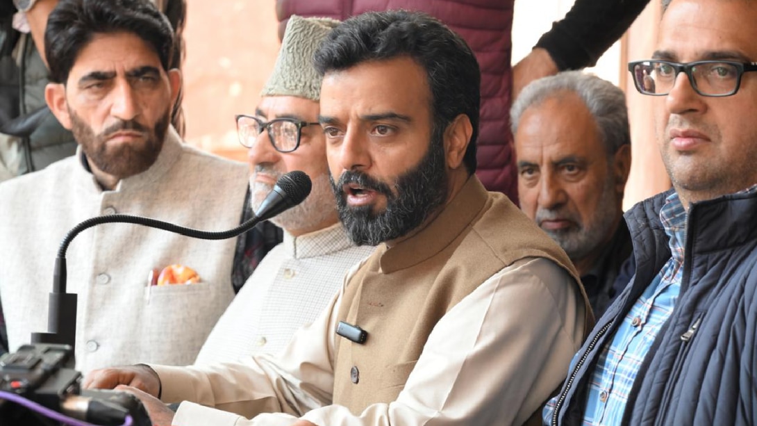 Aga Ruhullah Mehdi : "BJP के साथ मिलकर सरकार नहीं बनाएगी NC" - आगा रूहुल्ला मेहदी ! Aga Ruhullah Mehdi : "BJP के साथ मिलकर सरकार नहीं बनाएगी NC" - आगा रूहुल्ला मेहदी !