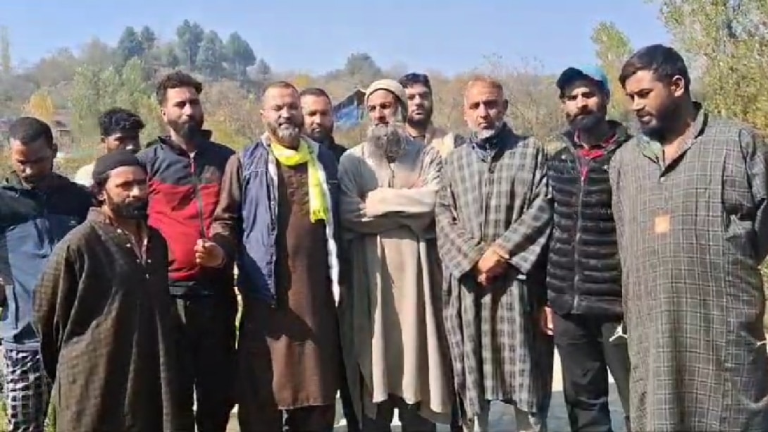 Mudassir Hasan : आम आदमी पार्टी के यूथ प्रेसिडेंट मुदस्सिर हसन ने किया दुबगाम का दौरा Mudassir Hasan : आम आदमी पार्टी के यूथ प्रेसिडेंट मुदस्सिर हसन ने किया दुबगाम का दौरा