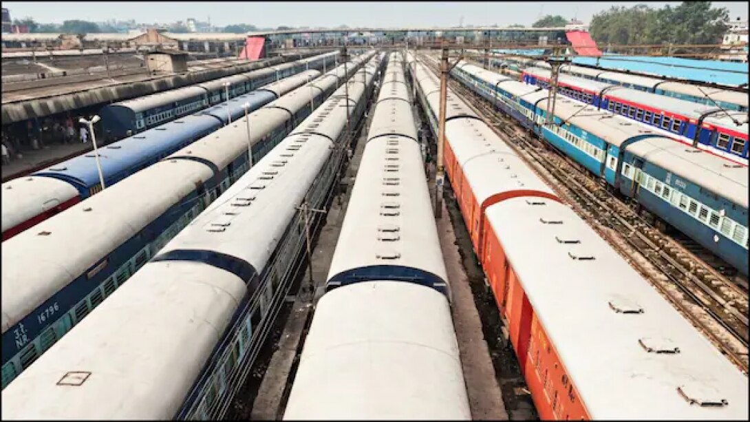 रेल यात्रियों के लिए खुशखबरी: दिल्ली से वैष्णो देवी तक चलेगी स्पेशल ट्रेन, कई स्टेशनों पर रुकेगी!