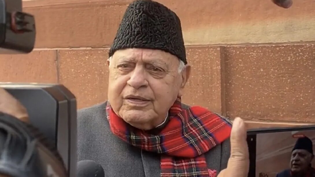 "आतंकवाद कभी खत्म नहीं होगा, जब तक पड़ोस से रिश्ते ना सुधरें": फारूक अब्दुल्ला