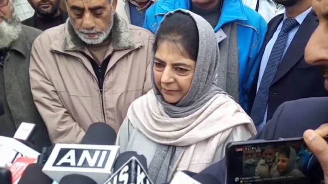 Kashmir Election : पंचायत चुनाव से पहले PDP का बड़ा कदम, कश्मीर-राजौरी में प्रभारी का ऐलान Kashmir Election : पंचायत चुनाव से पहले PDP का बड़ा कदम, कश्मीर-राजौरी में प्रभारी का ऐलान