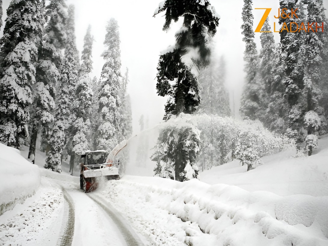 जम्मू-कश्मीर में मौसम विभाग की चेतावनी! इन इलाकों में होगी भारी बर्फबारी... बारिश की भी सम्भावना
