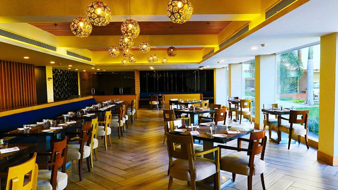 Jammu: होटल और रेस्टोरेंट मालिकों के लिए नई चेतावनी, बिना लाइसेंस संचालन पर होगी सख़्त कार्रवाई