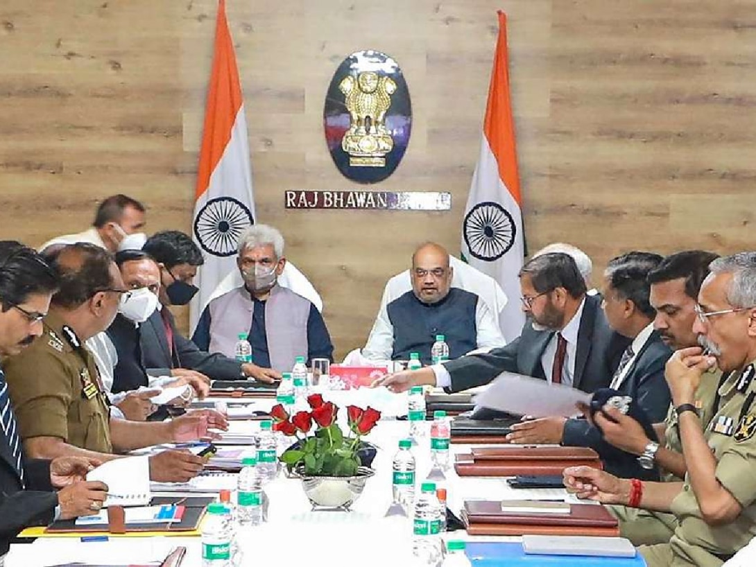 Amit Shah Jammu visit: जम्मू दौरे पर अमित शाह का बड़ा ऐलान! बोले – जल्द ही आतंकवाद के चंगुल से बाहर आएगा जम्मू कश्मीर...