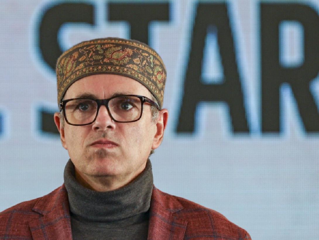 कश्मीर में गिरफ्तार नौजवानों को रिहा करने की मांग पर बोले उमर अब्दुल्ला, कहा– हालात सुधरते ही की जाए सकारात्मक पहल