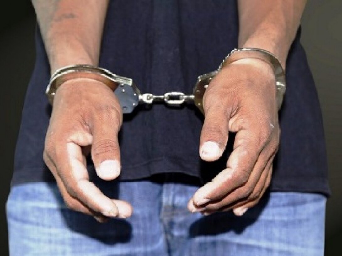 40 हजार की रिश्वत लेते रंगे हाथों पकड़ा गया सरकारी कर्मचारी! ACB की कार्रवाई से मचा हड़कंप